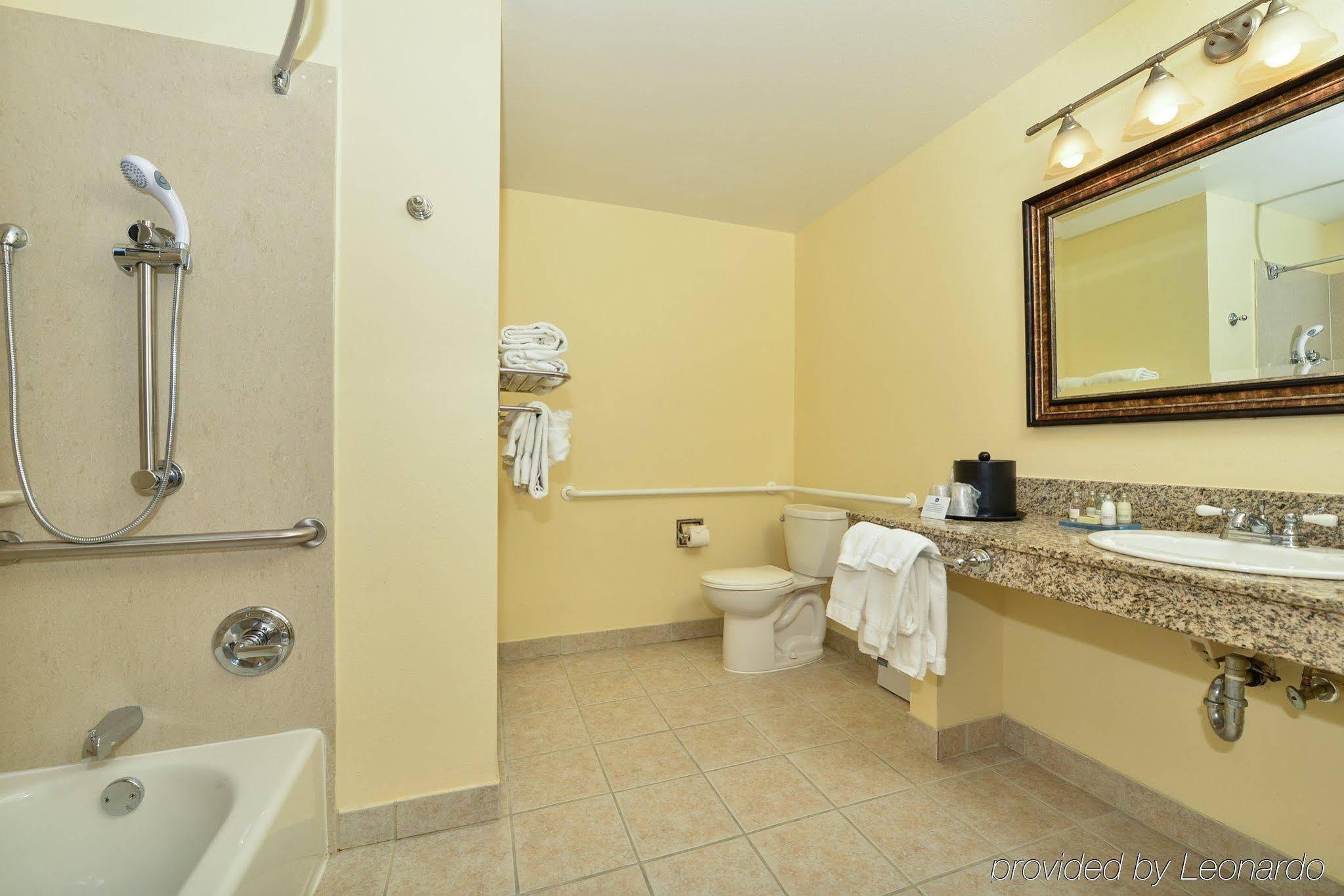 St Charles Inn, Superior Hotel New Orleans Bagian luar foto