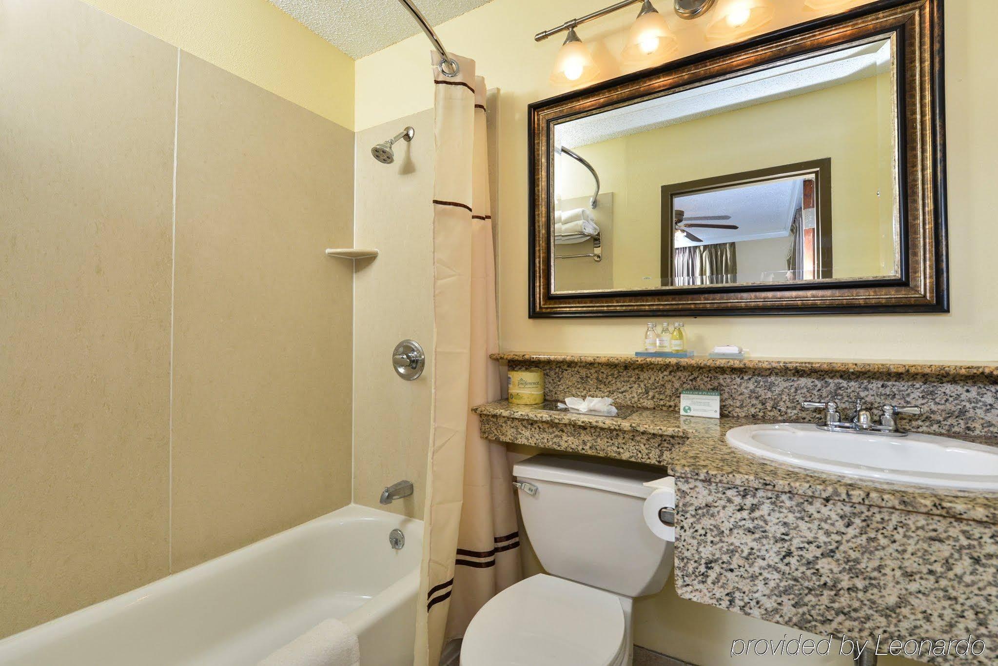 St Charles Inn, Superior Hotel New Orleans Bagian luar foto