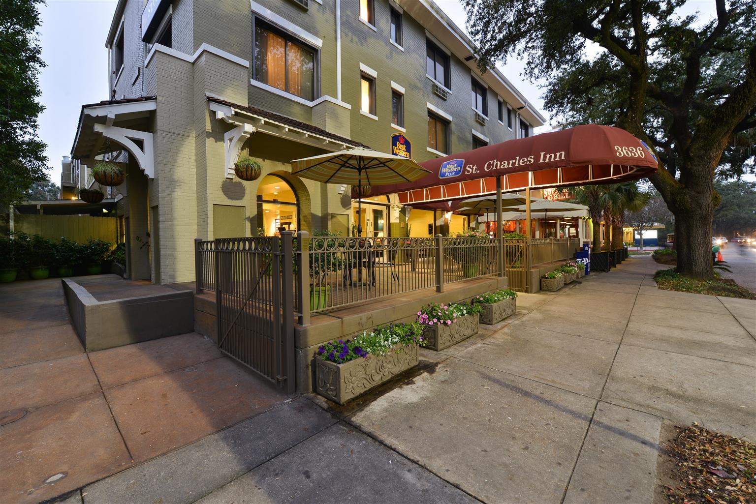 St Charles Inn, Superior Hotel New Orleans Bagian luar foto