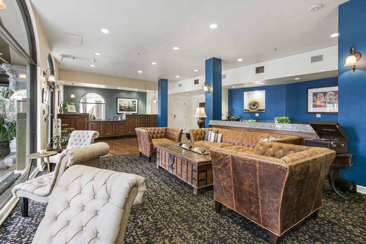 St Charles Inn, Superior Hotel New Orleans Bagian luar foto